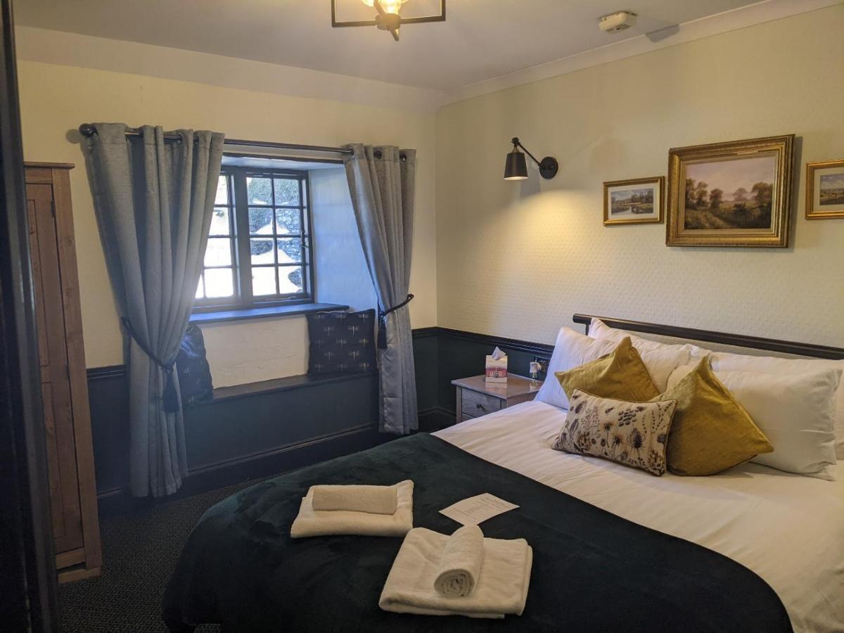 London Inn Saint Neot 外观 照片