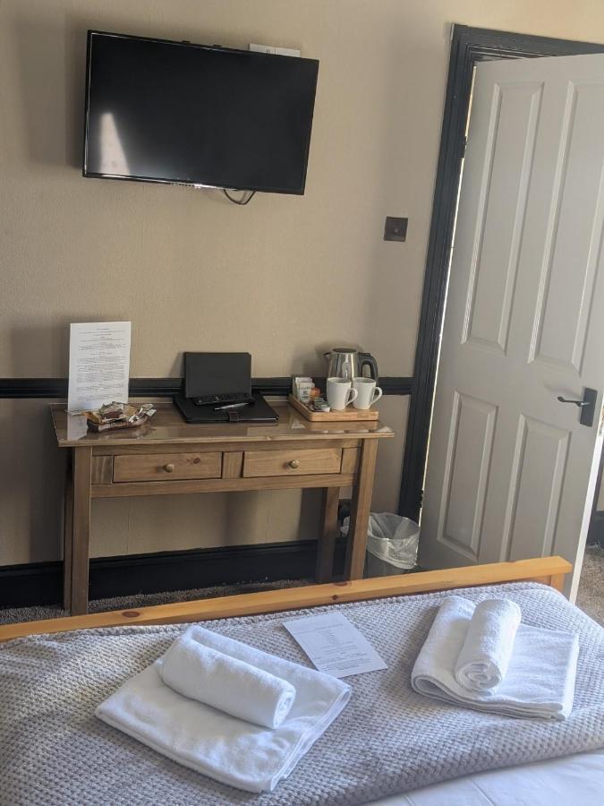 London Inn Saint Neot 外观 照片